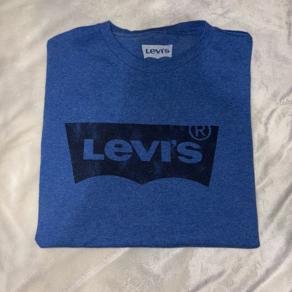 Levi's Blue Short Sleeve Tee Classic Batwing Design